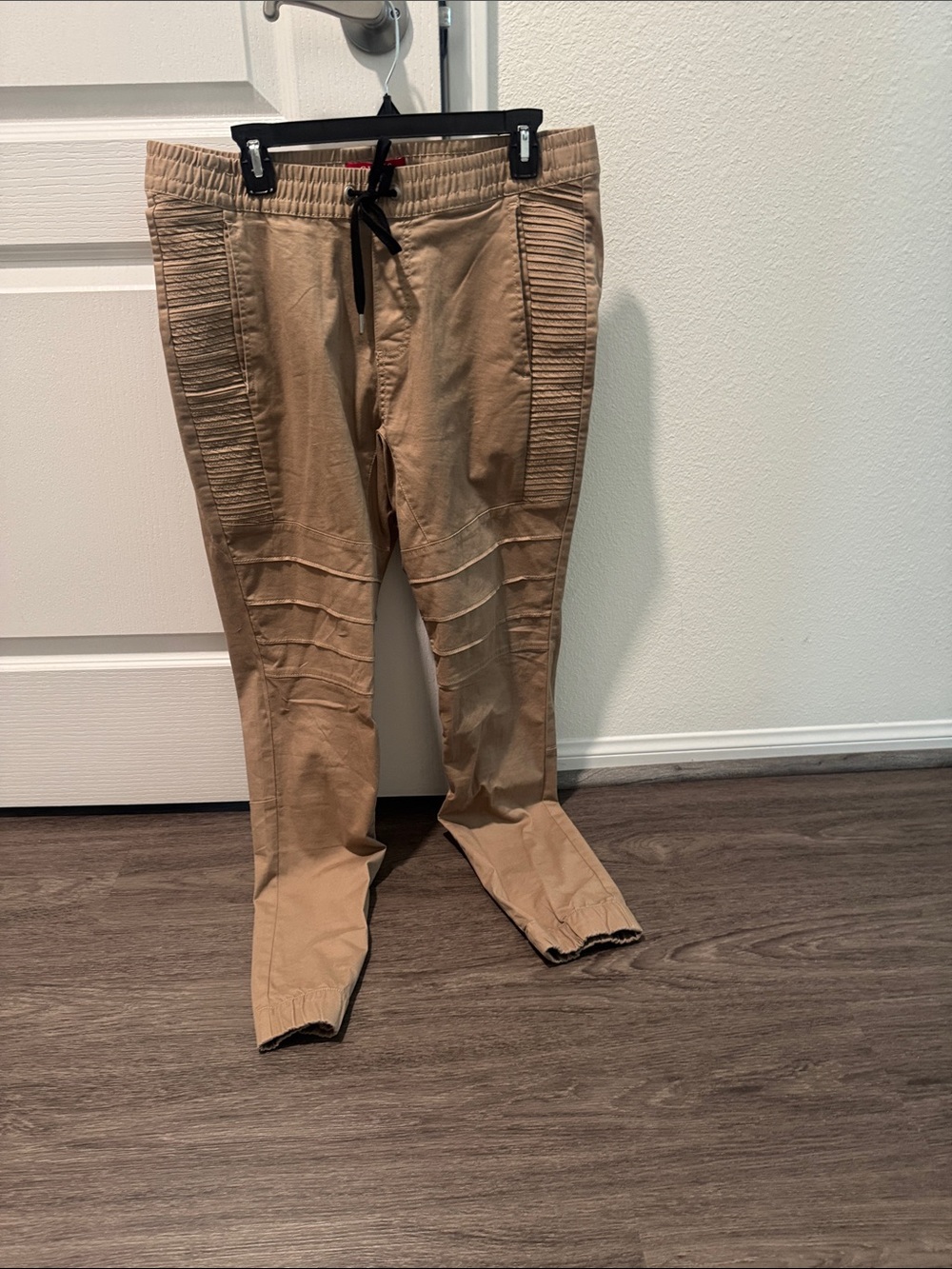 Guess Men's Khaki Ribbed Detail Jogger Pants